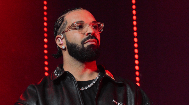 drake on stage