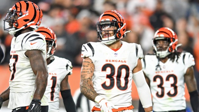 Jessie Bates and Bengals teammates