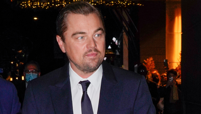 leonardo dicaprio paparazzi