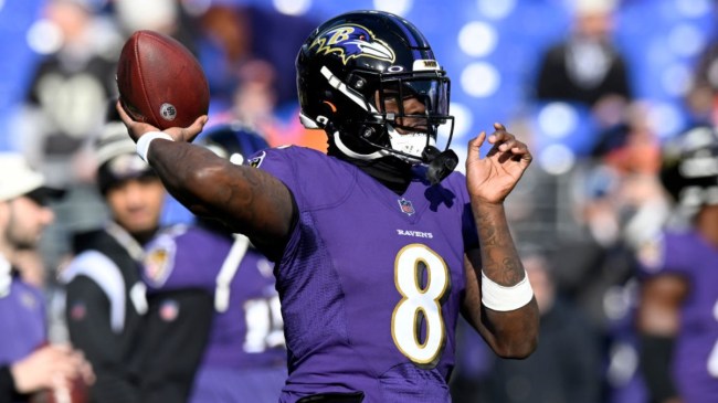 Baltimore Ravens QB Lamar Jackson warming up