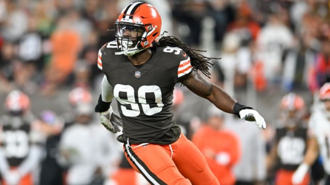 Cleveland Browns edge rusher Jadeveon Clowney