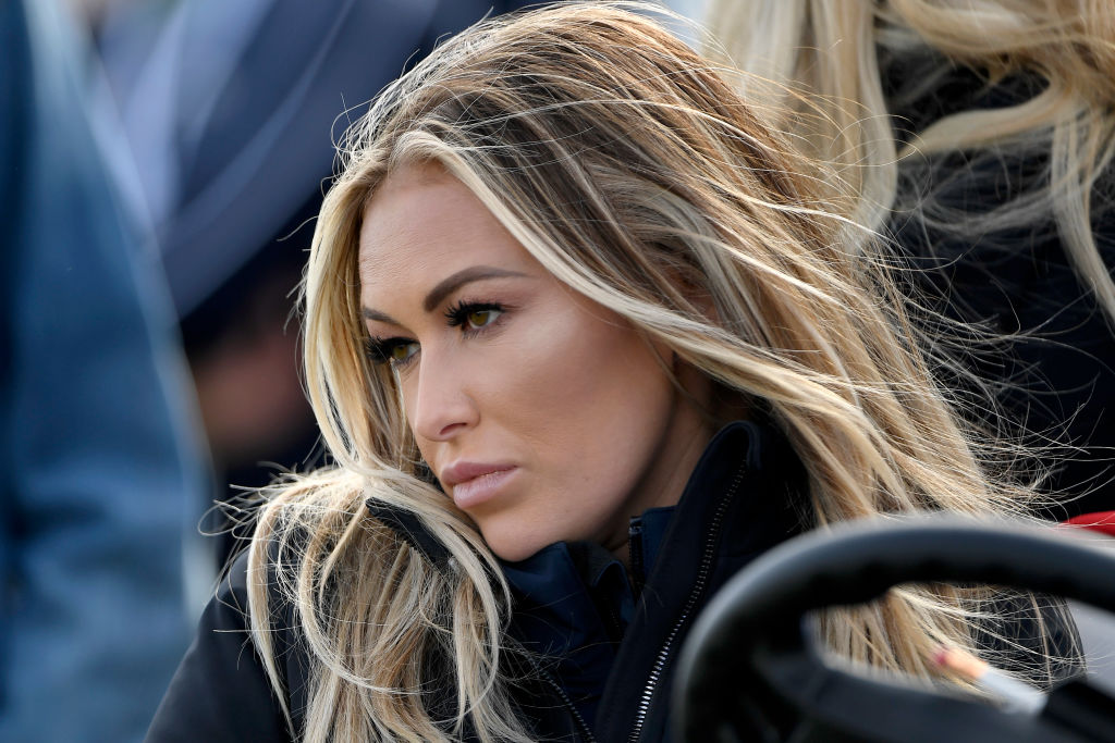 Paulina Gretzky driving