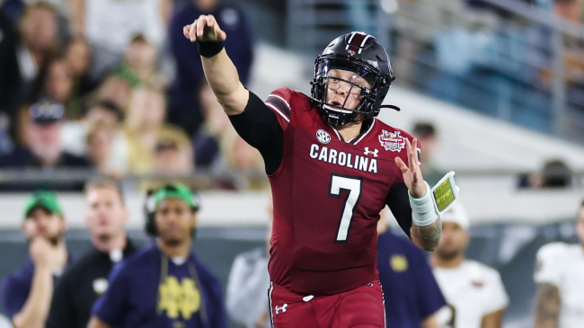 Spencer Rattler throws a pass.