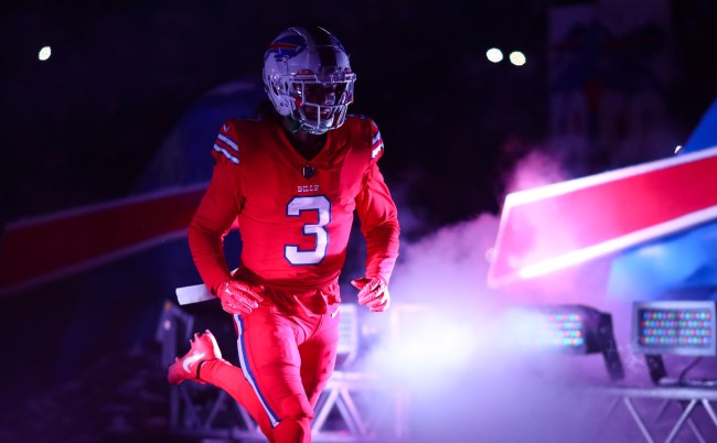 damar hamlin in the tunnel