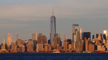 Empire State Building Supports Eagles Super Bowl Bid And Giants Fans Hate It