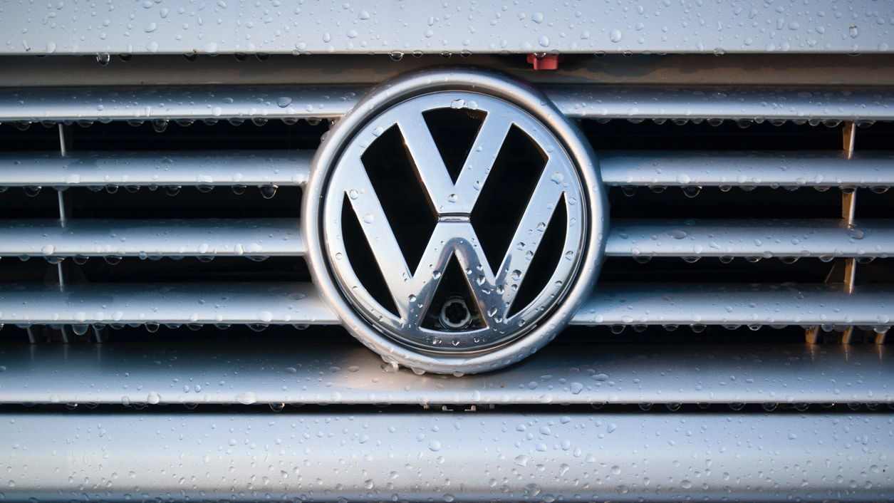 new Volkswagen glow paint technology