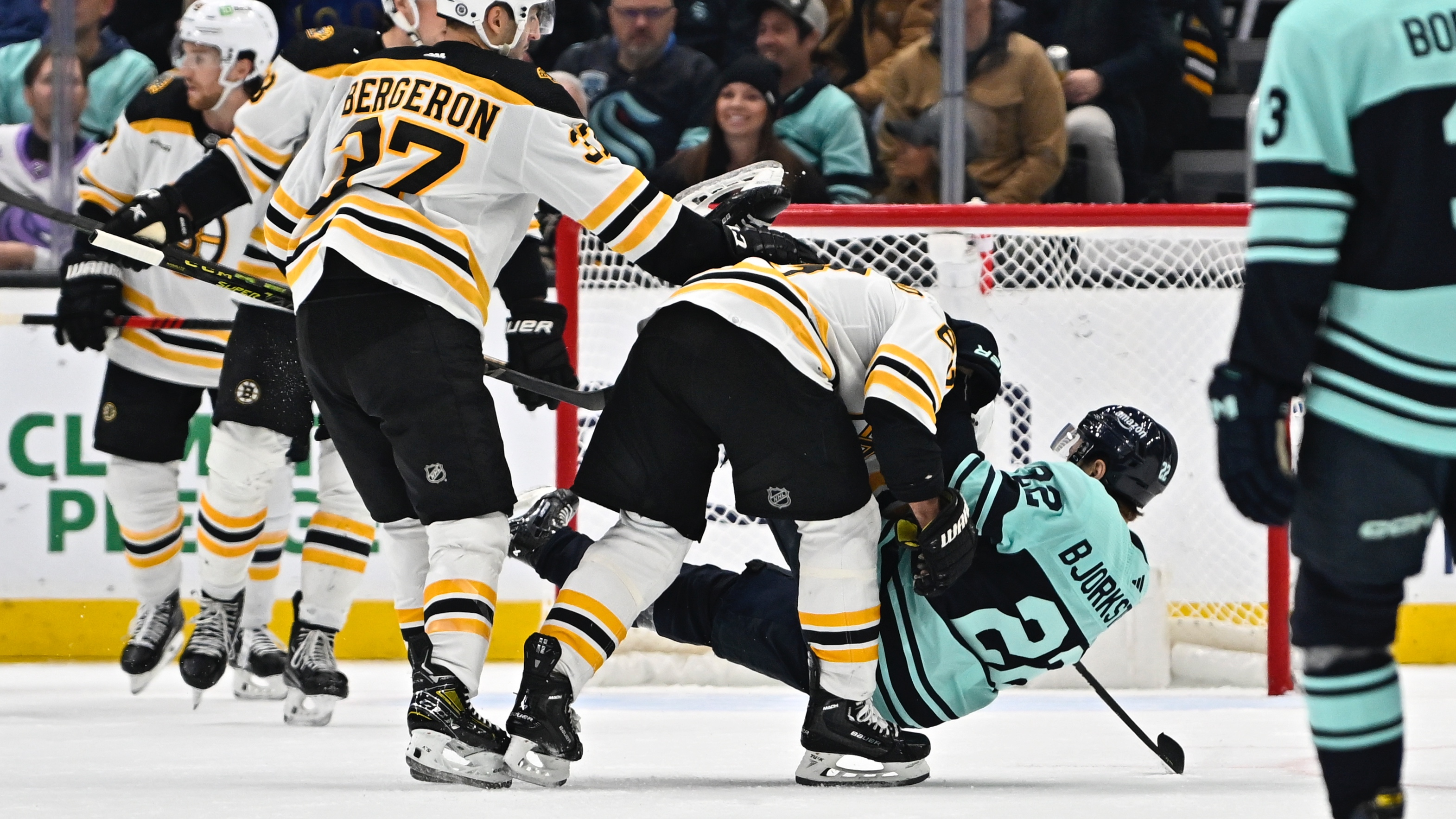 Brad Marchand tripping Oliver Bjorkstrand