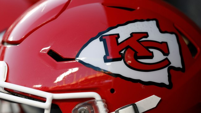 Patrick Mahomes Chiefs helmet
