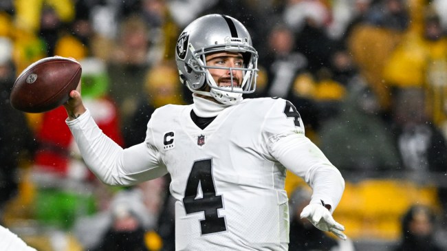 Raiders former QB Derek Carr