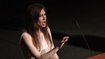 Exonerated Murder Suspect Amanda Knox Made An Absolutely Hilarious Joke