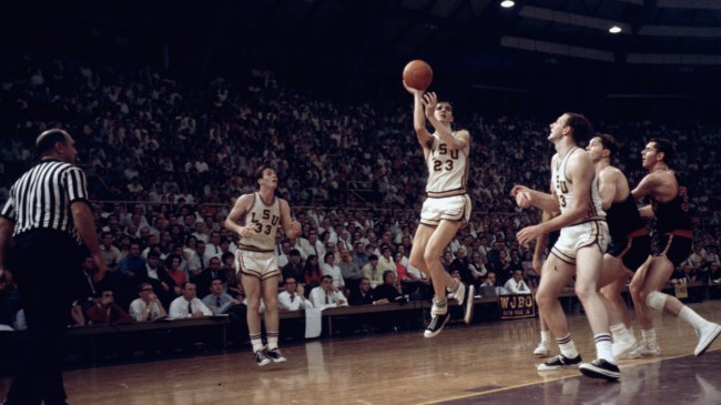 Pete Maravich shoots a shot for LSU.