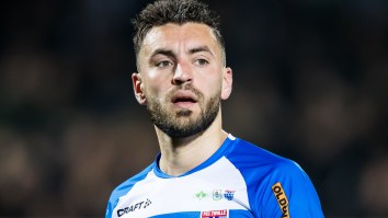 Dutch Soccer Player Gives Back To Fans With Amazing Beer-Related Contract Clause