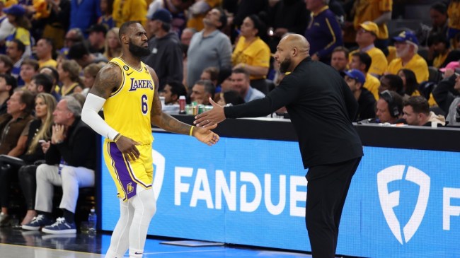 Lakers coach Darvin Ham