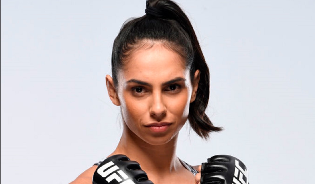 Ariane Lipski on the octagon 