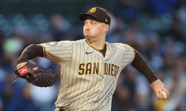 blake snell throws pitch stolen bases