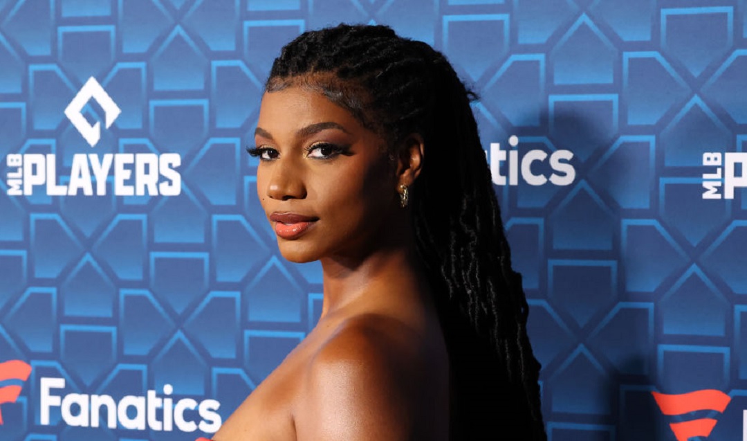 Taylor Rooks on the red carpet