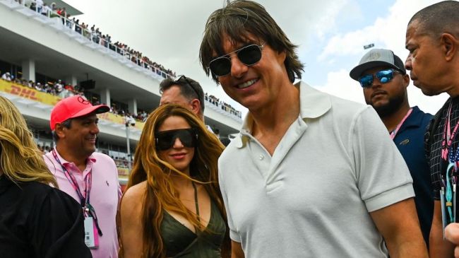 tom cruise and shakira at miami f1