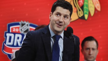 Blackhawks GM Expertly Messes With Reporter Testing Random People’s NHL Knowledge In Nashville
