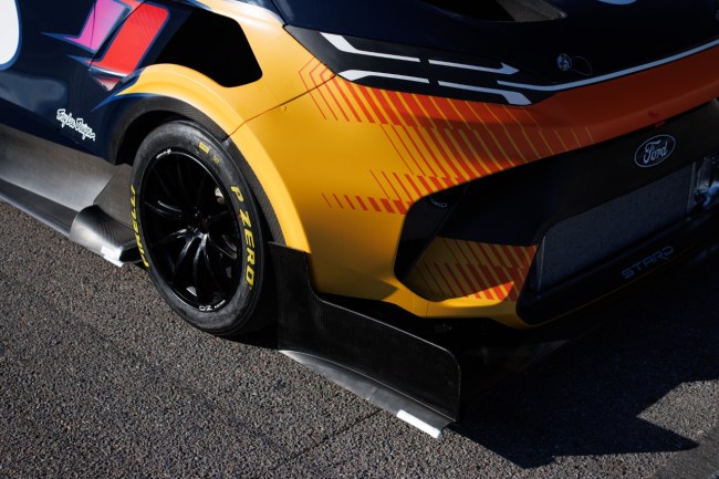 Ford SuperVan 4 2 Pikes Peak