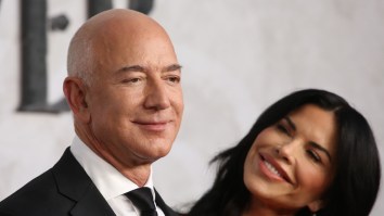 Jeff Bezos Looks Absolutely Jacked In Shirtless Photo, Could Probably Beat Up Elon Musk And Mark Zuckerberg At The Same Time
