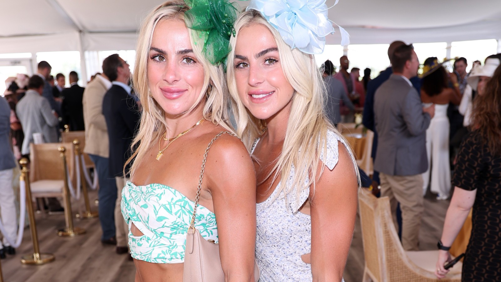 Caviner Twins