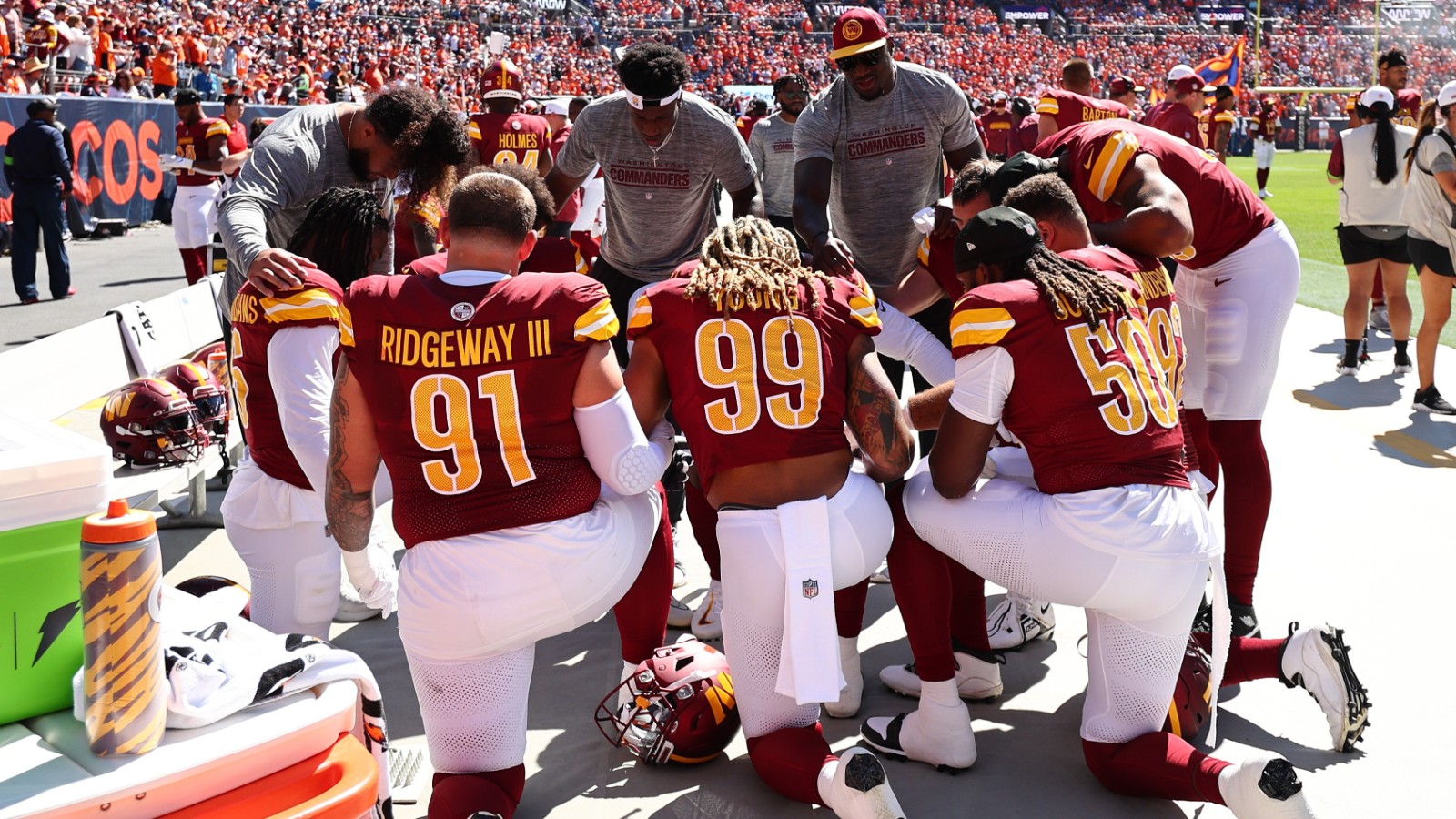Commanders Broncos