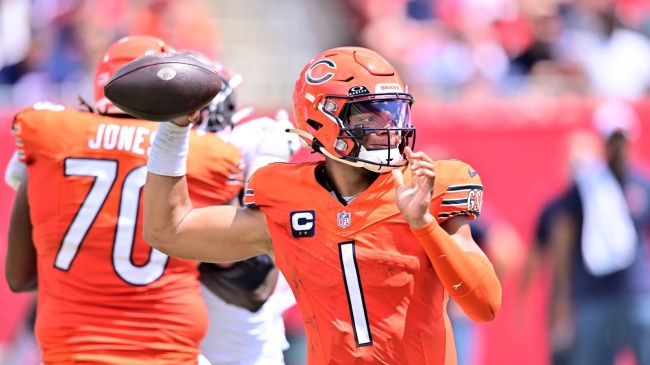 Bears quarterback Justin Fields