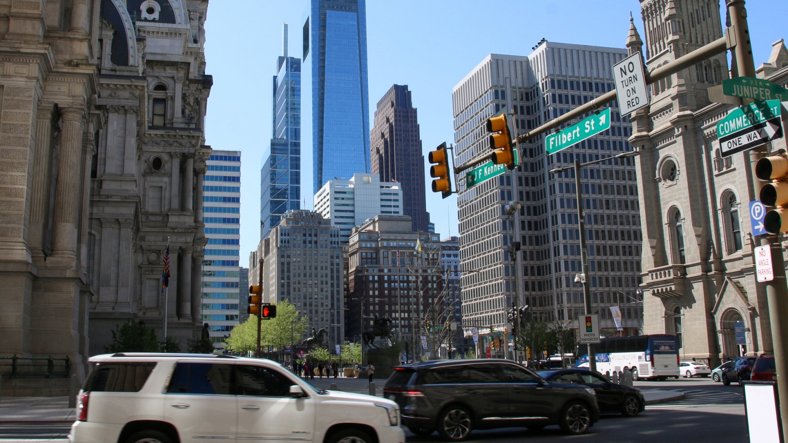 downtown Philadelphia traffic