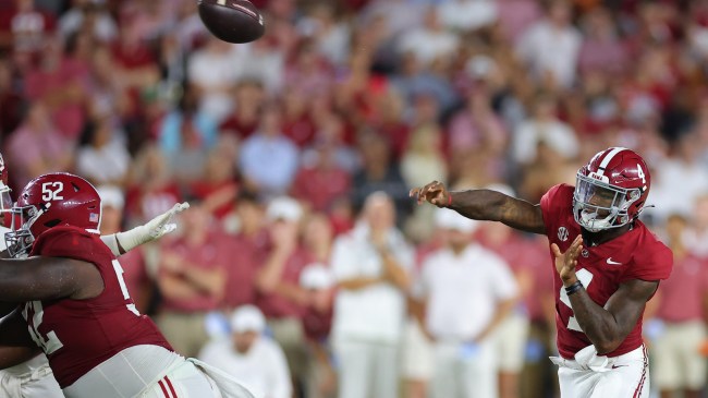 Alabama QB Jalen Milroe throws a pass against Texas.