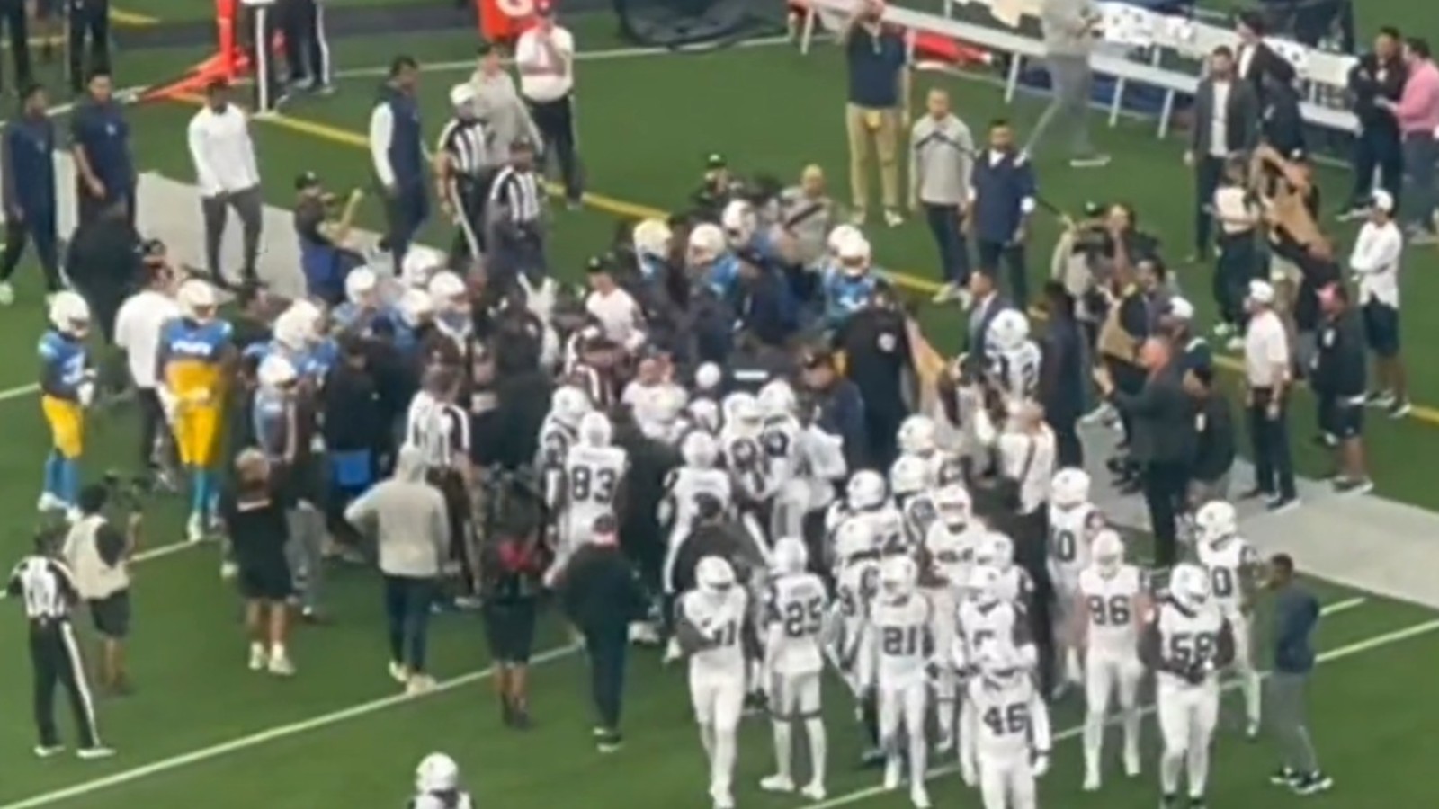 Cowboys Chargers Fight