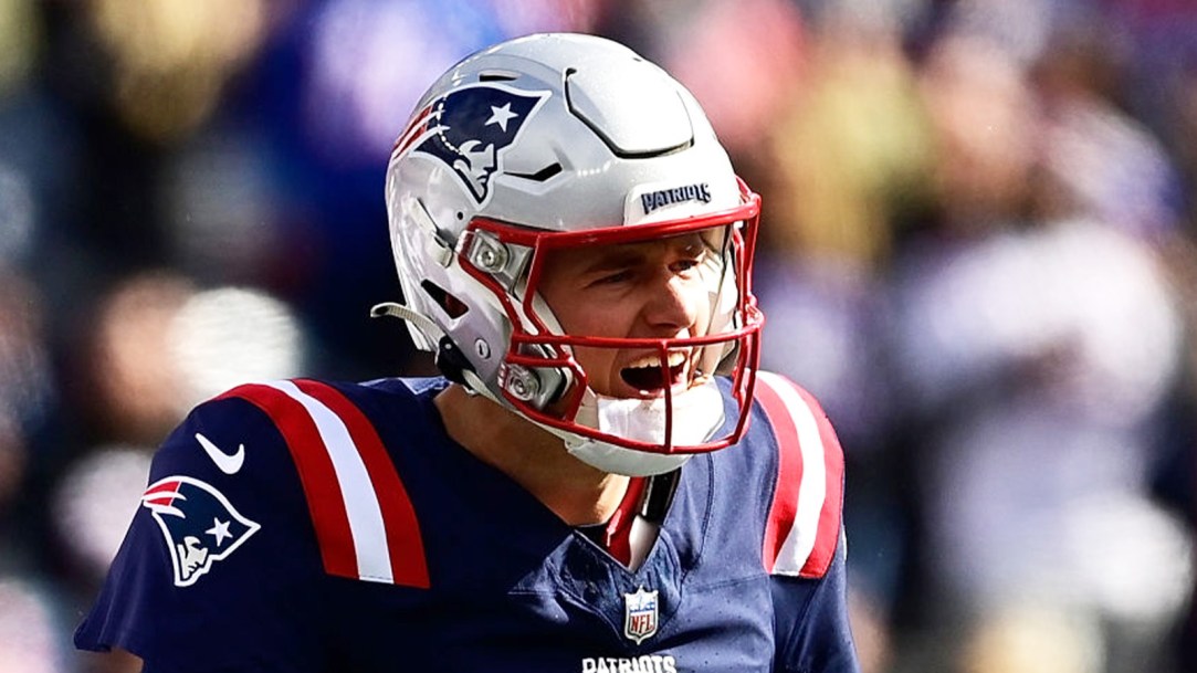 Mac Jones Yell Patriots Bills
