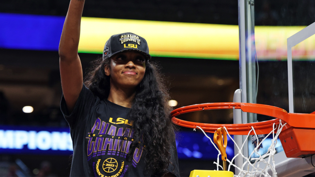 LSU Angel Reese celebrates national championship