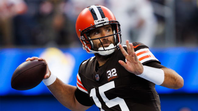 Joe Flacco of the Cleveland Browns throws a pass