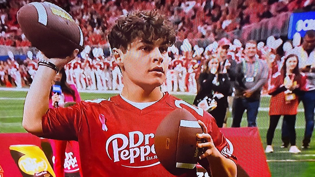 Andrew Jiminez Dr Pepper Tuition Toss Chest Pass
