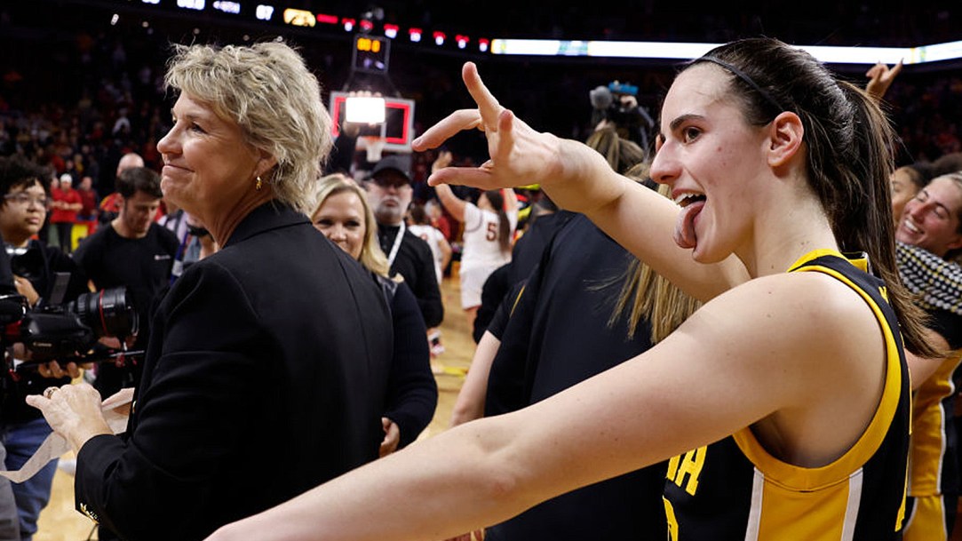 Caitlin Clark Des Moines WNBA