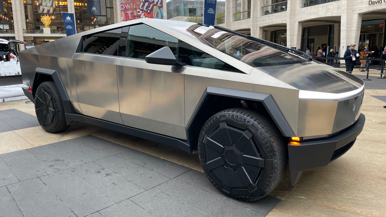 Tesla Cybertruck indestructible