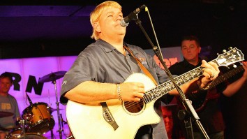 An Absolutely Blitzed John Daly Belts Out Bob Dylan Tune While Drunkenly Performing At Kid Rock’s Bar