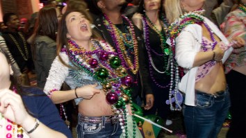 Woman Caught Flashing On Sugar Bowl Broadcast Offered $100K By Adult Site