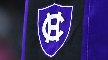 Holy Cross Swim Team Pulls Hilarious Move To Try To Distract BU Player Shooting Free Throws