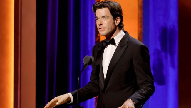 john mulaney wearing a tuxedo at an award show