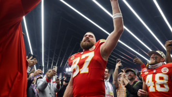Drunk Travis Kelce Sings Taylor Swift Songs With Swifties While Partying In Vegas