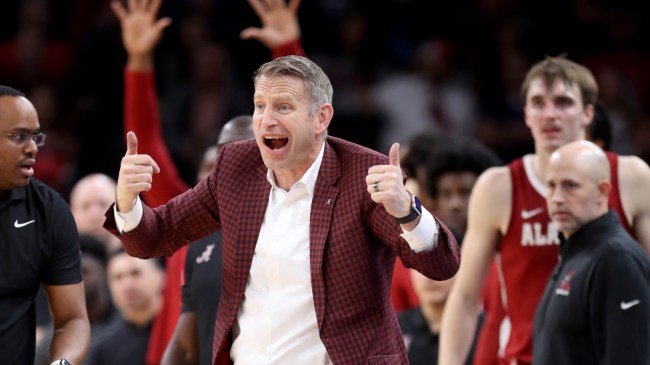 Nate Oats reacts on the Alabama bench.