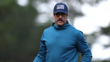 Aaron Rodgers Believes He Has A ‘Responsibility’ And Is A ‘Hero’ For ‘Standing Up’