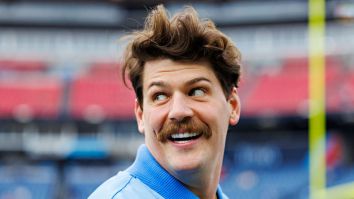 Taylor Lewan’s Daughter Takes After Her Dad As She Joins Him In Chugging Her Drink At The Preds Game (Video)
