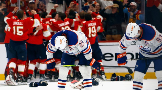 Panthers celebrate after beating Oilers in the Stanley Cup