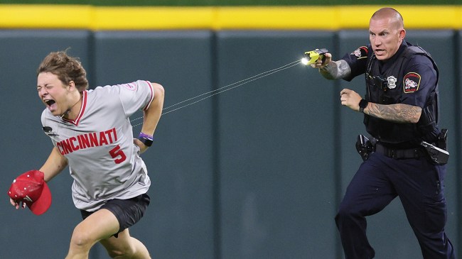 Reds fan William Hendon get tased by a cop