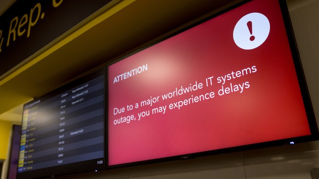 CrowdStrike outage display