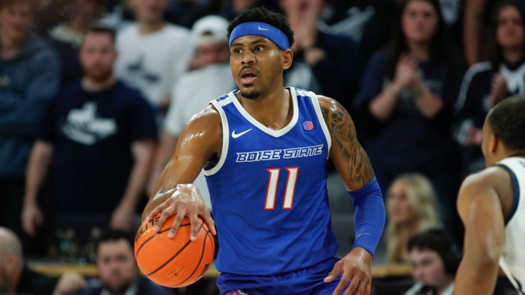 Chibuzo Agbo USC Basketball Mile