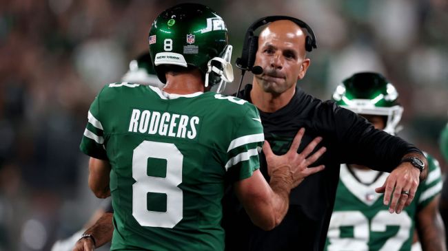 aaron rodgers shoving robert saleh