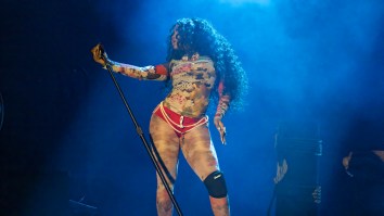 Grammy-Award Winning Artist SZA Under Fire For Treatment Of Sound Engineer